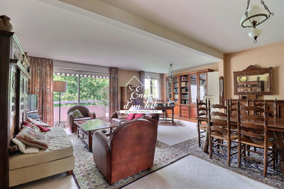 Appartement - 100 m² - 4 pièces