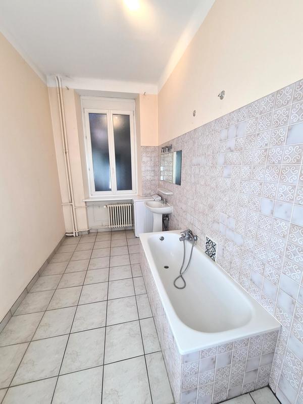 Appartement - 105 m² - 3 pièces