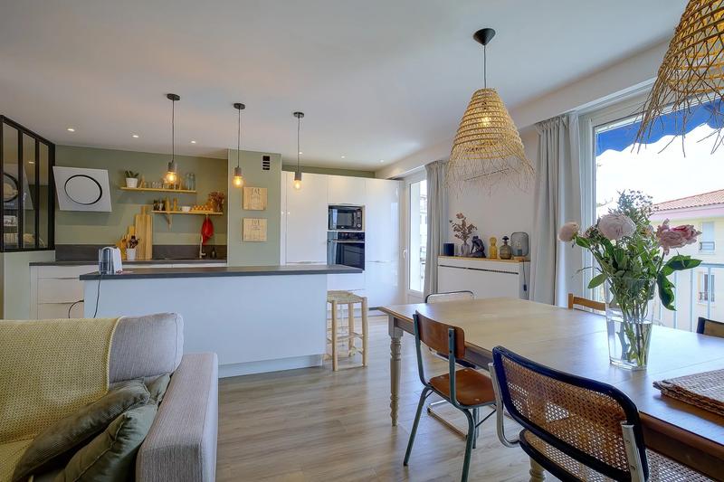 Appartement - 103 m² - 4 pièces