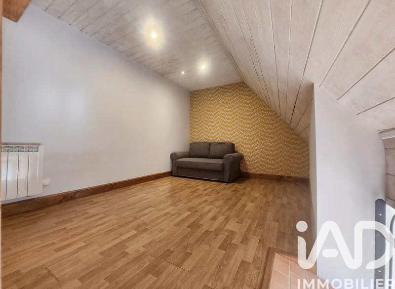 Maison - 180 m² - 8 pièces