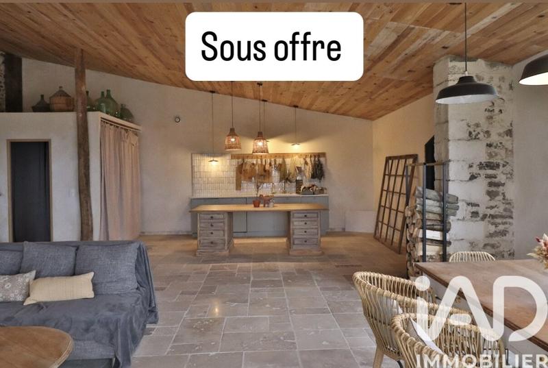 Maison - 198 m² - 8 pièces