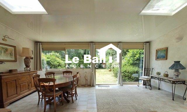 Maison - 128 m² - 7 pièces