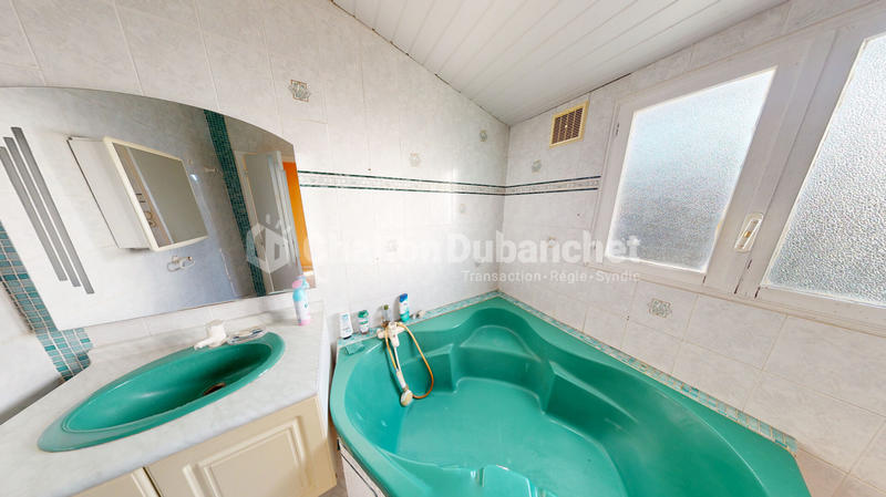 Maison - 170 m² - 6 pièces