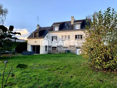 Maison - 190 m² - 11 pièces