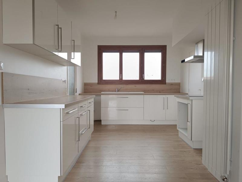 Appartement - 93 m² - 5 pièces