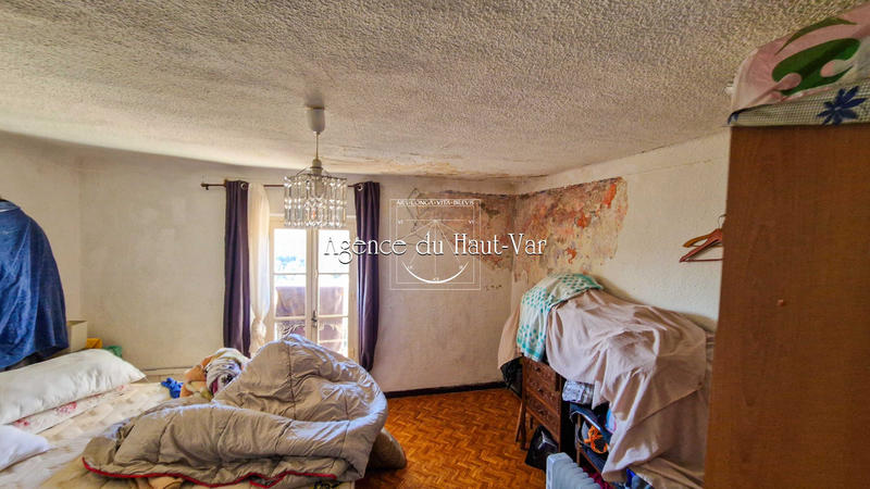 Maison de village - 106 m² - 6 pièces