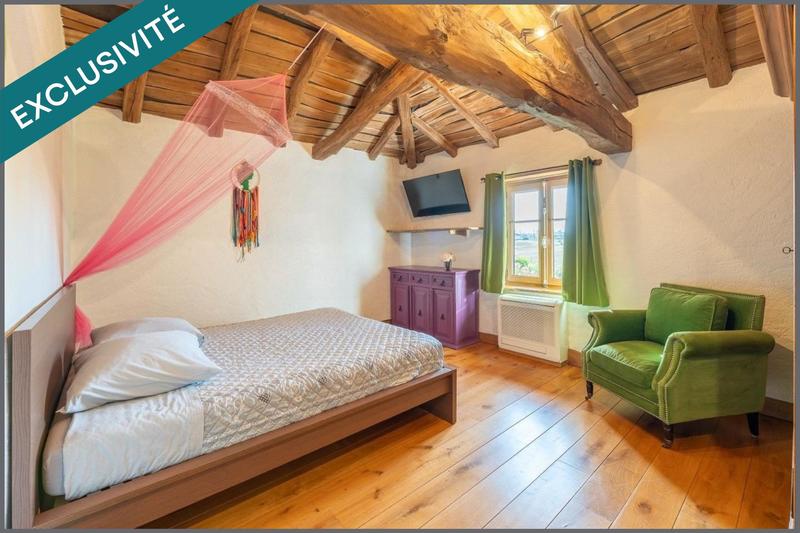 Maison - 327 m² - 7 pièces