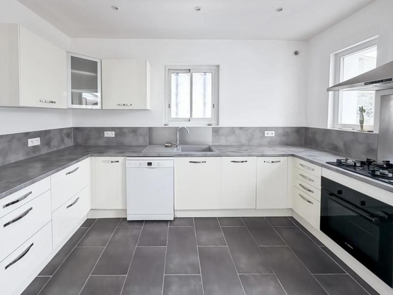 Maison - 135 m² - 6 pièces