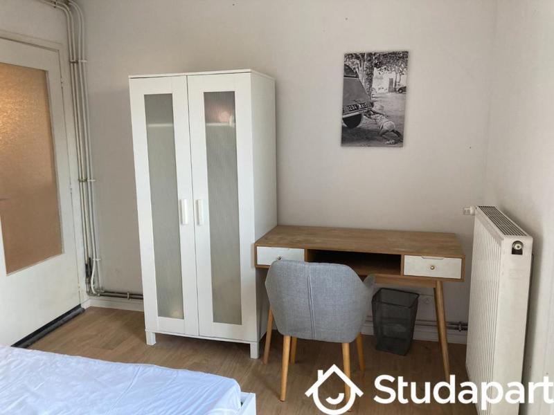 Chambre - 9 m² - 1 pièce