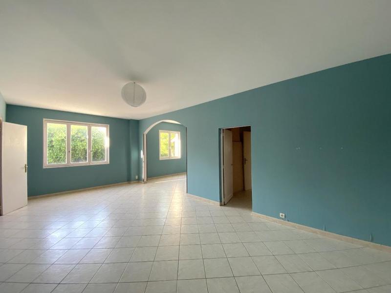 Maison - 310 m² - 10 pièces