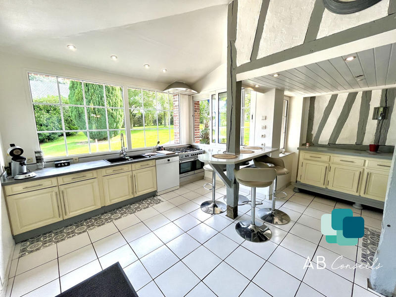 Maison ancienne - 206 m² - 7 pièces