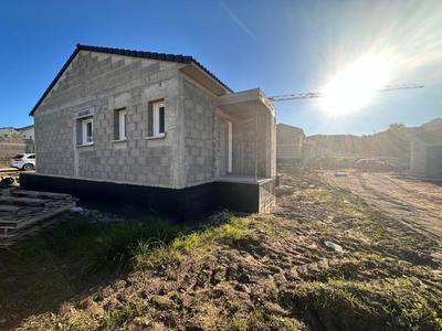 Villa - 87 m² - 4 pièces