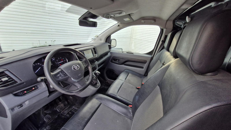 Toyota Proace Medium 120 d-4d Business