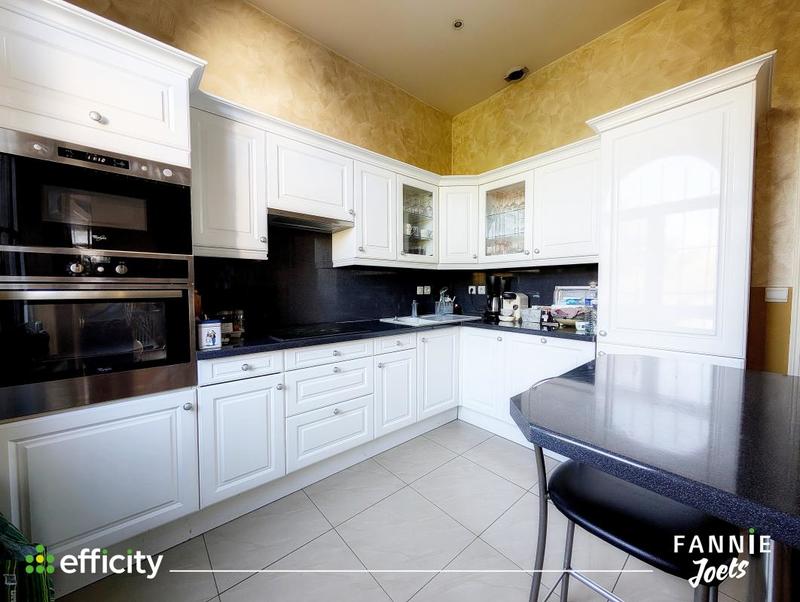 Demeure - 137 m² - 6 pièces