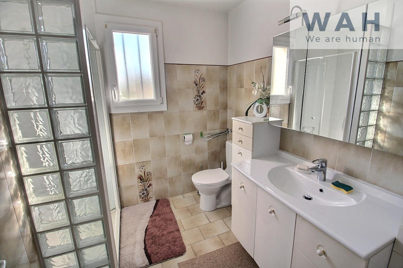 Maison - 99 m² - 4 pièces