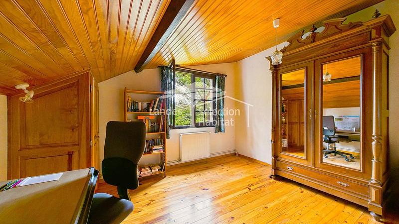 Maison - 180 m² - 7 pièces