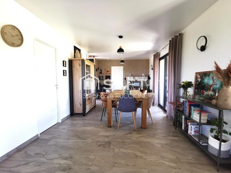 Maison - 94 m² - 3 pièces