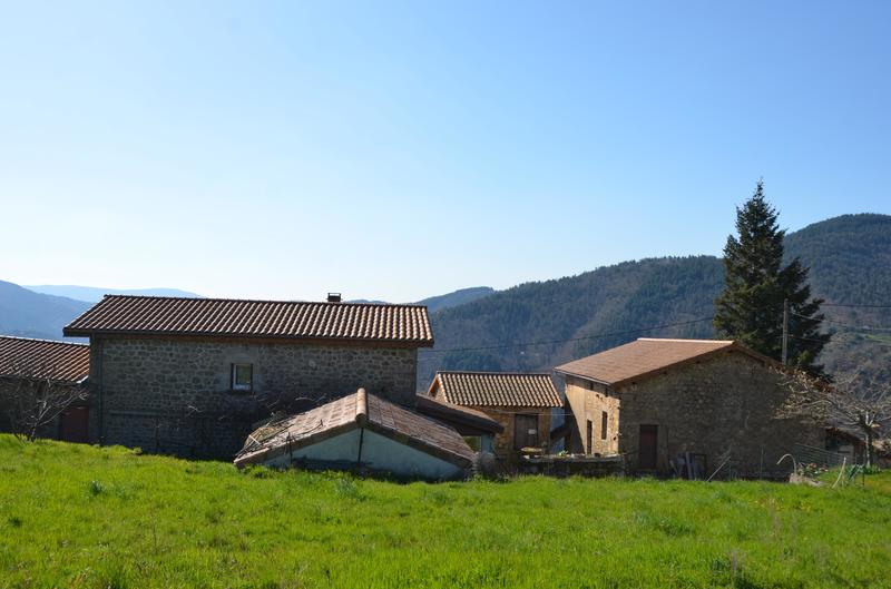 Corps de ferme - 82 m² - 5 pièces