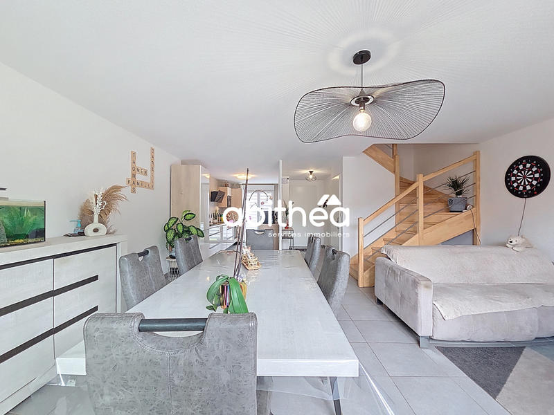 Maison - 82 m² - 4 pièces