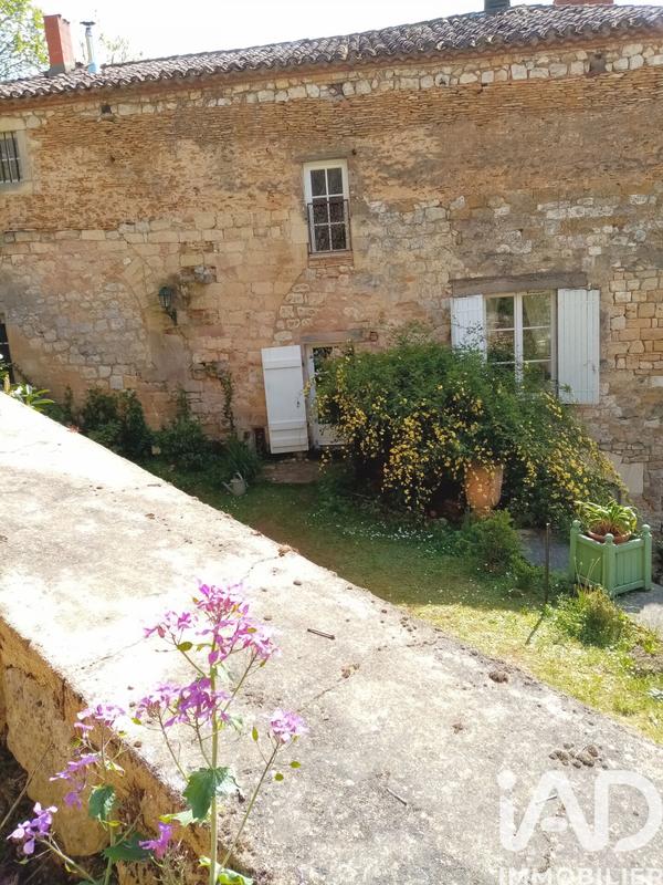 Maison - 322 m² - 9 pièces