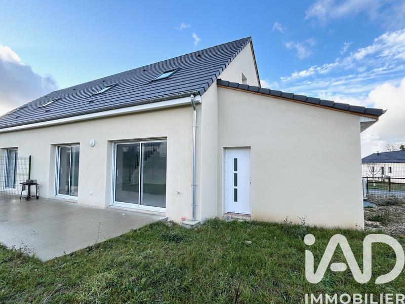 Maison - 90 m² - 4 pièces