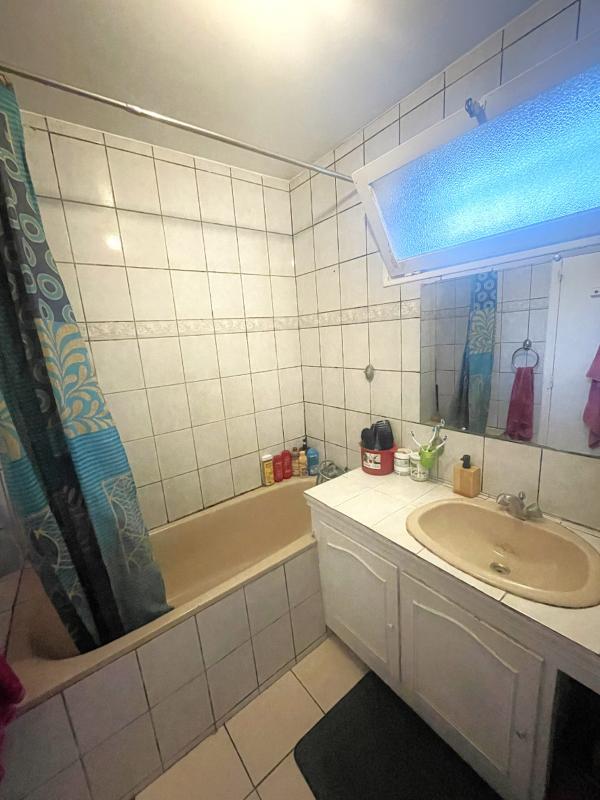 Appartement - 93 m² - 5 pièces