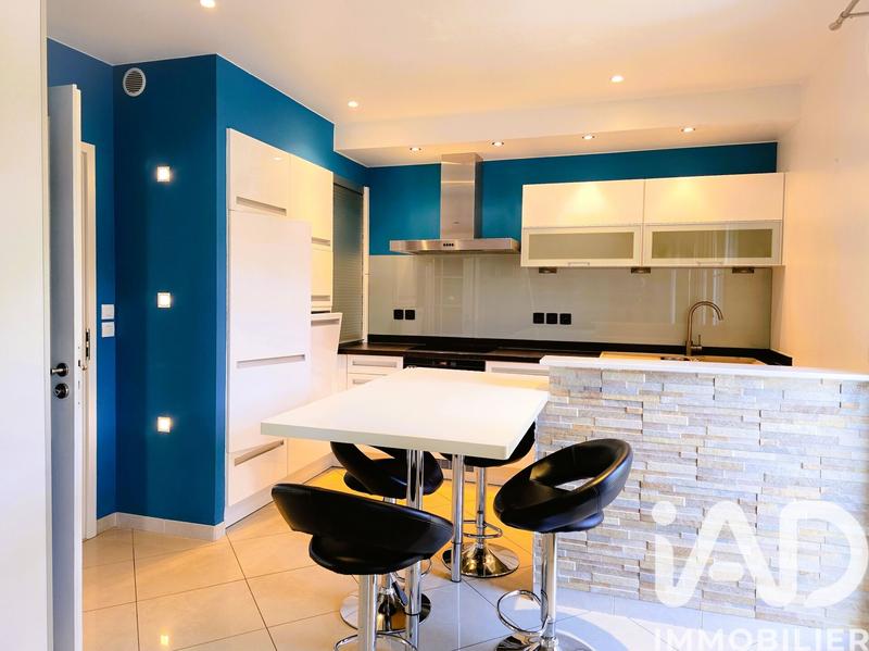 Maison - 147 m² - 7 pièces