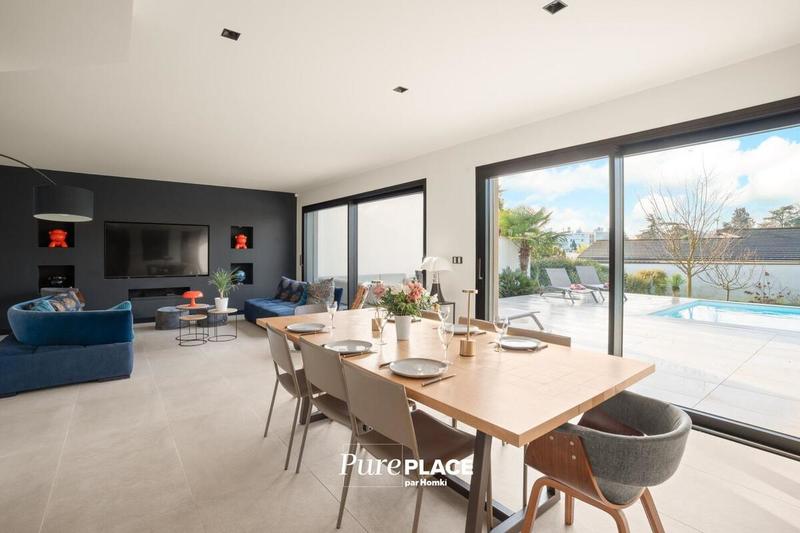 Maison - 162 m² - 6 pièces