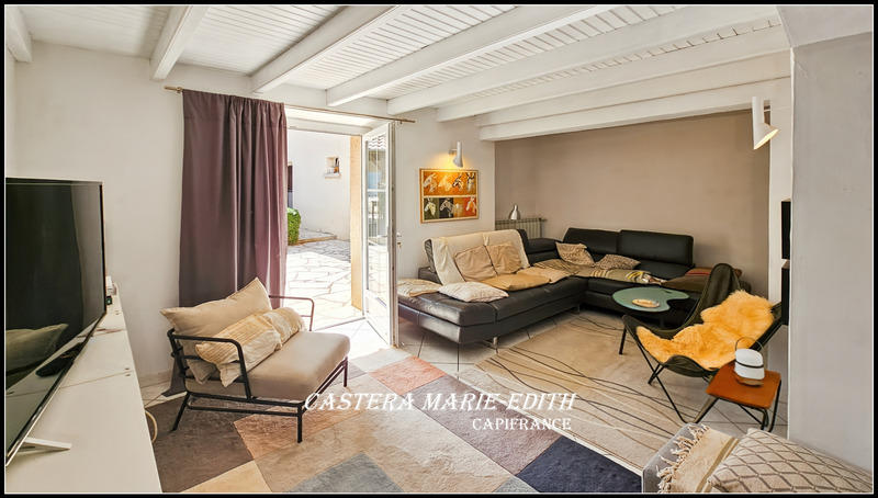 Maison - 232 m² - 8 pièces