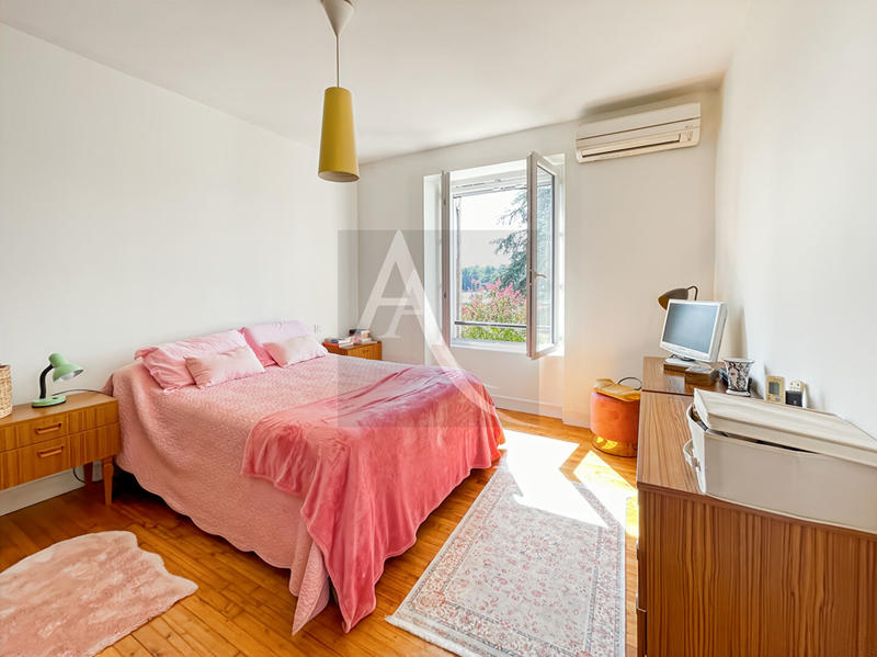 Maison - 152 m² - 4 pièces