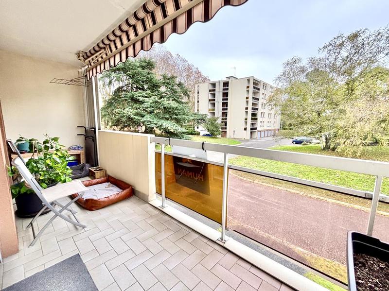 Appartement - 100 m² - 4 pièces