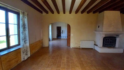Maison - 185 m² - 7 pièces