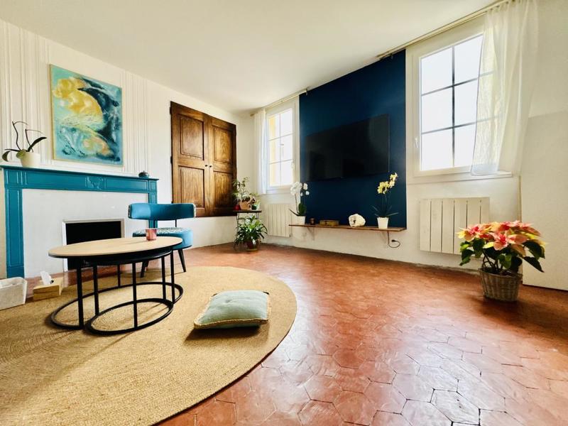 Appartement - 100 m² - 3 pièces