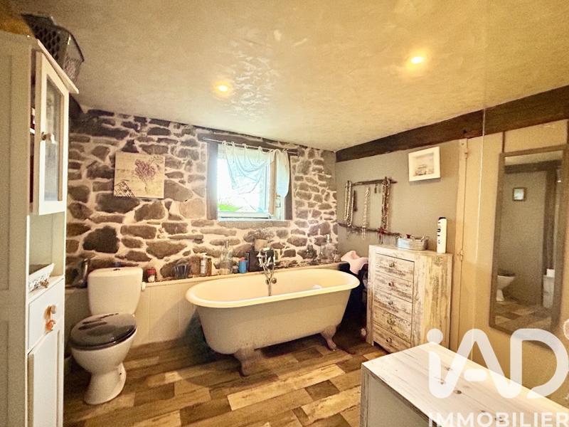 Maison - 143 m² - 5 pièces