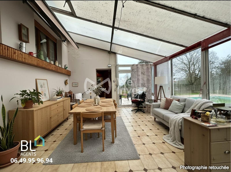 Maison - 226 m² - 7 pièces