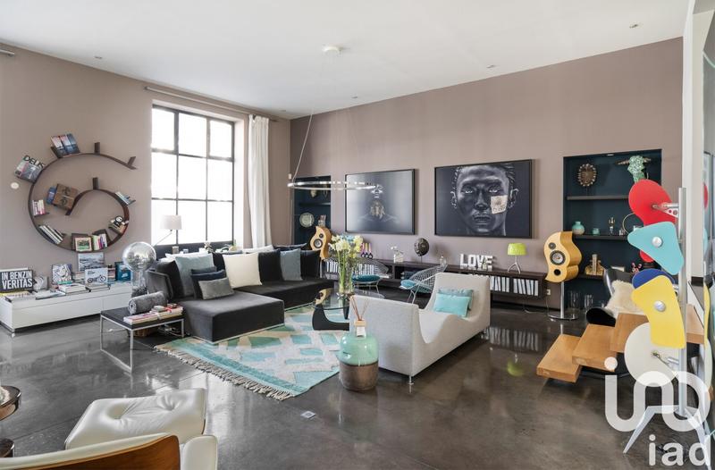 Duplex - 299 m² - 8 pièces