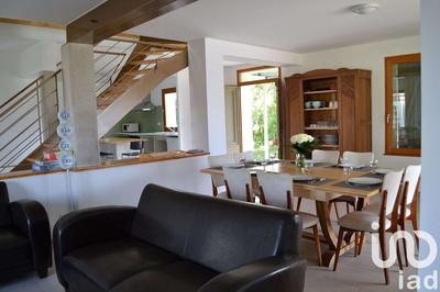 Maison - 354 m² - 14 pièces