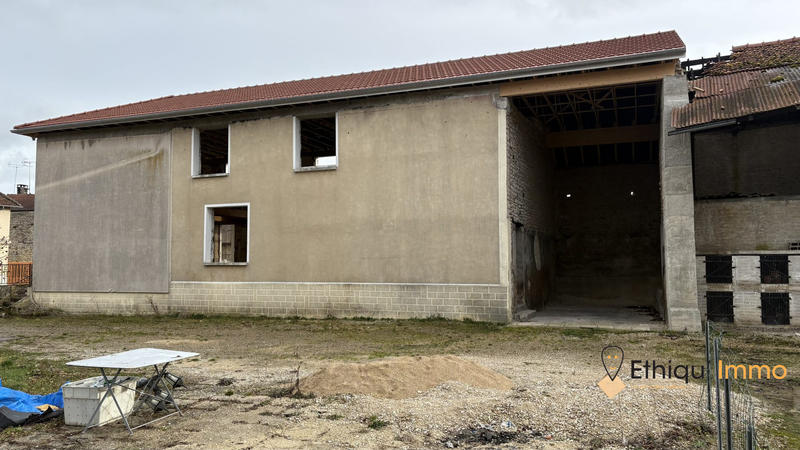 Maison ancienne - 80 m² - 1 pièce