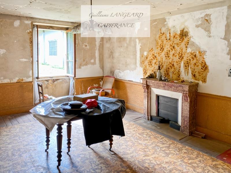 Propriété - 409 m² - 10 pièces