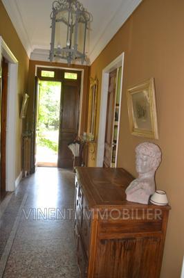 Maison - 271 m² - 8 pièces