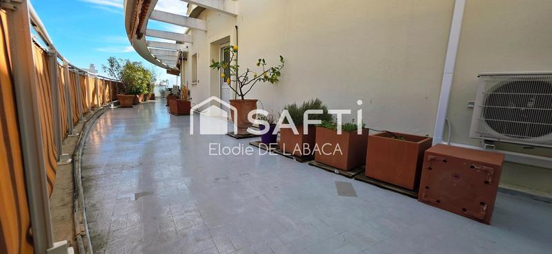 Appartement - 95 m² - 3 pièces