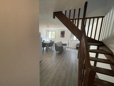 Appartement - 85 m² - 5 pièces