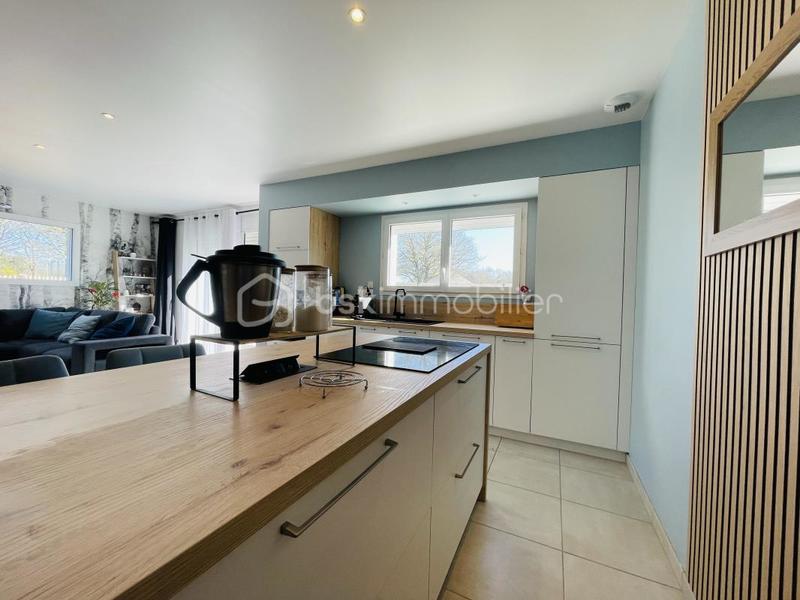 Maison - 89 m² - 6 pièces