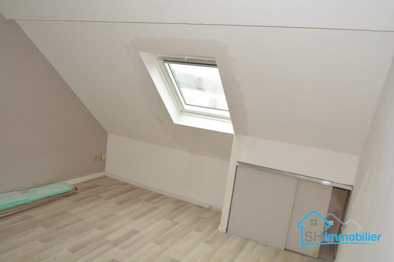 Maison - 80 m² - 5 pièces