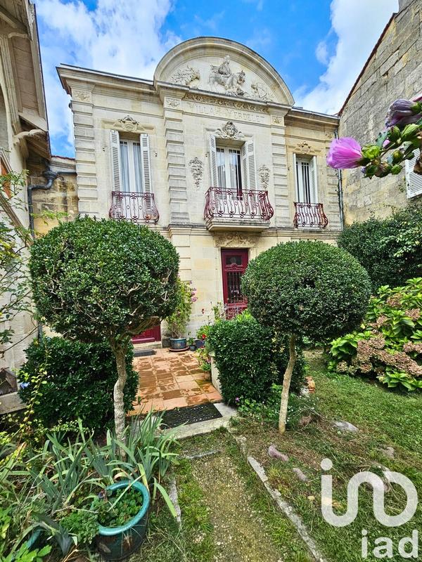 Maison - 170 m² - 9 pièces