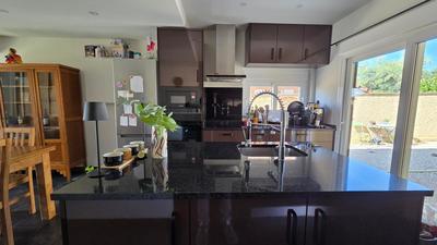 Maison - 98 m² - 4 pièces