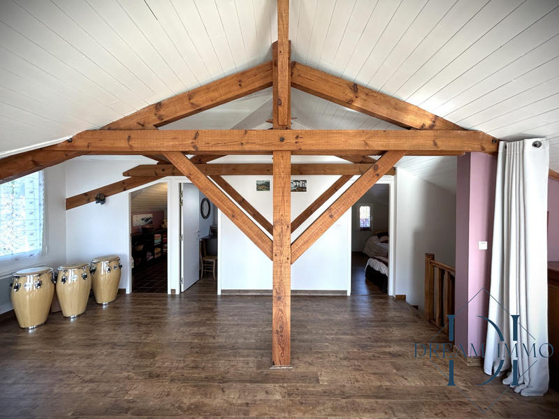 Maison - 162 m² - 5 pièces