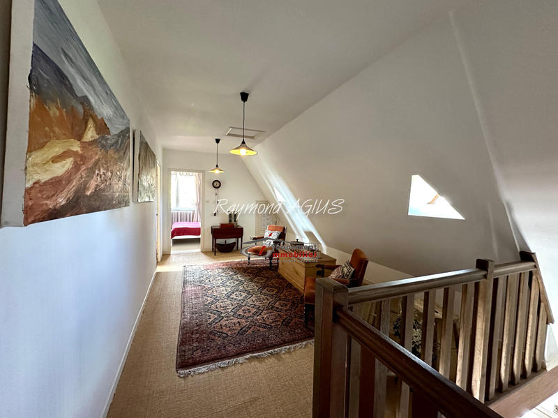 Maison - 159 m² - 7 pièces