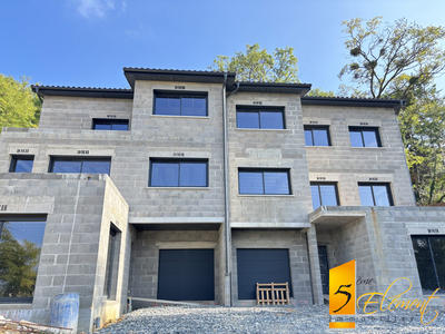 Villa - 170 m² - 5 pièces