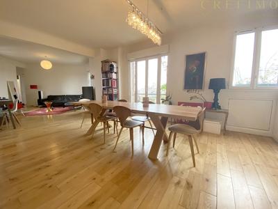 Appartement - 96 m² - 4 pièces